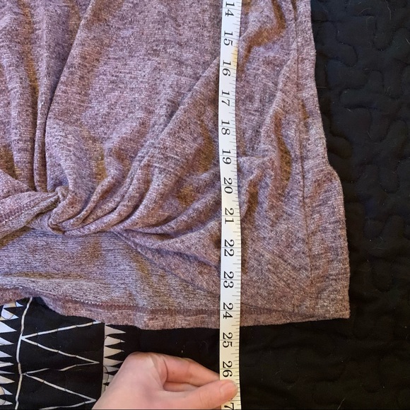 Knot front tee - Picture 2 of 6